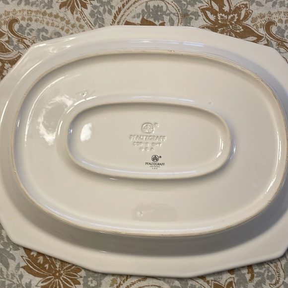 Vintage Pfaltzgraff CHRISTMAS HERITAGE 14" x 10.5" Oval Serving Dish Platter - Picture 4 of 5